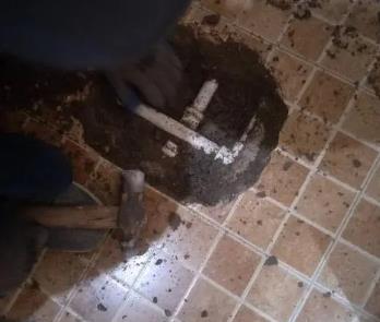 水磨沟卫生间漏水维修公司为您分享下卫生间渗水如何处理及注意事项